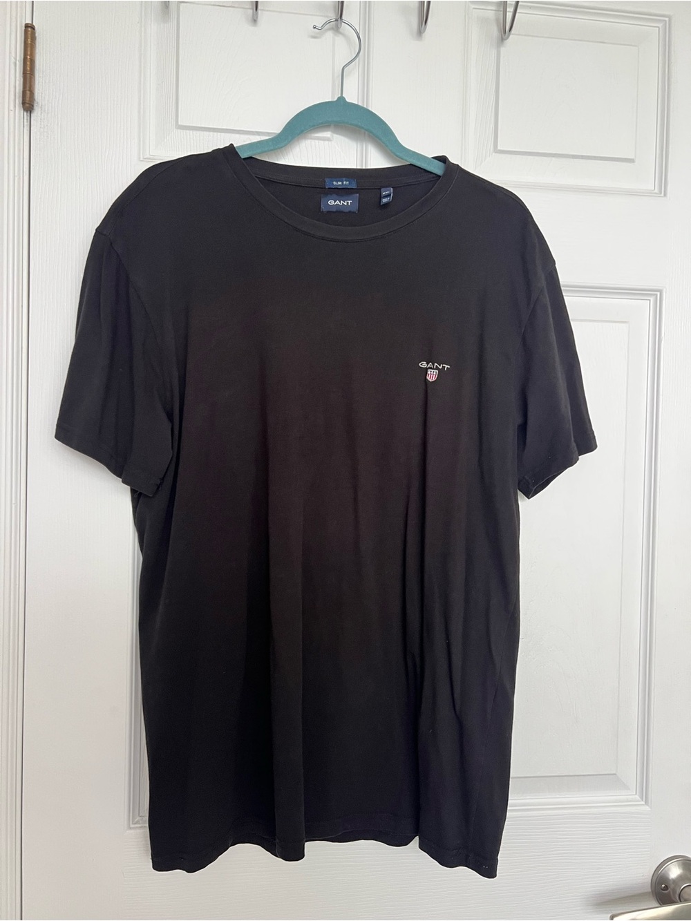 Gant Black Short-Sleeve Crew Neck Tee with Logo